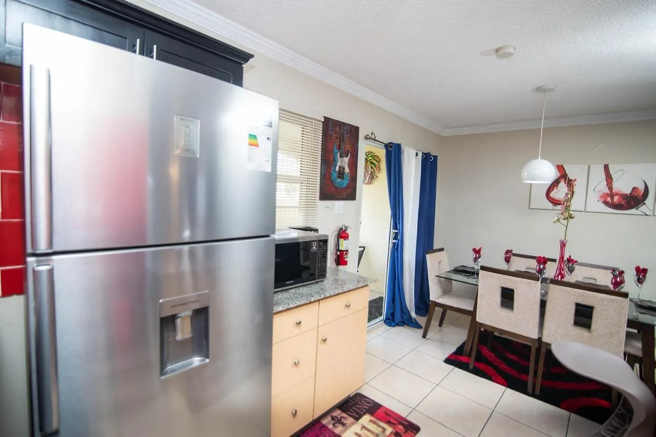 The Oasis I, Portmore Country Club Feriehus